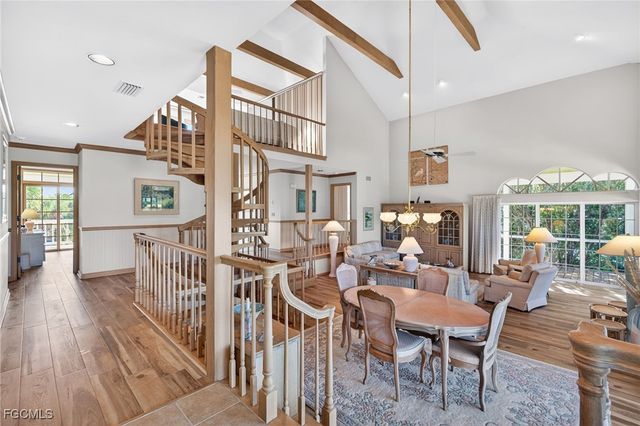 1422 Sanderling CIR, Sanibel, FL 33957