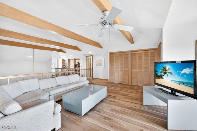 1422 Sanderling CIR, Sanibel, FL 33957