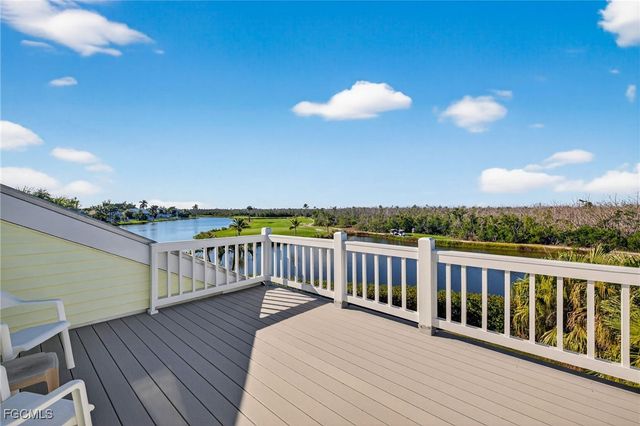 1422 Sanderling CIR, Sanibel, FL 33957