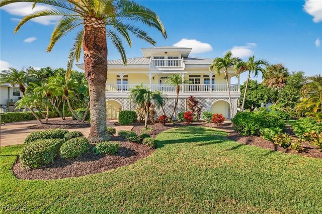 1422 Sanderling CIR, Sanibel, FL 33957
