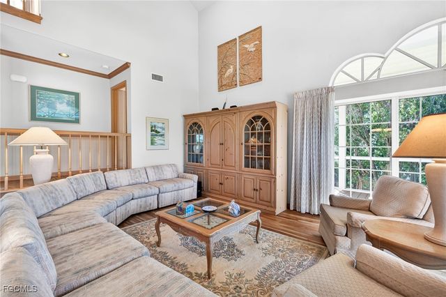 1422 Sanderling CIR, Sanibel, FL 33957