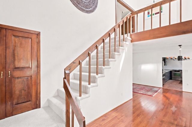 13 Town Farm Rd, Ipswich, MA 01938