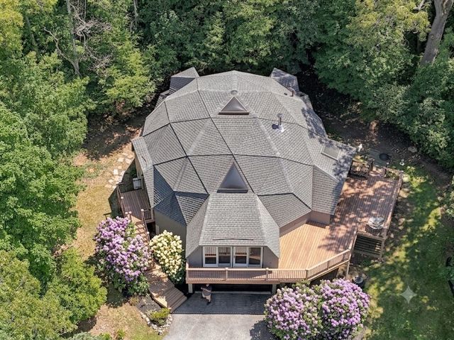 13 Town Farm Rd, Ipswich, MA 01938