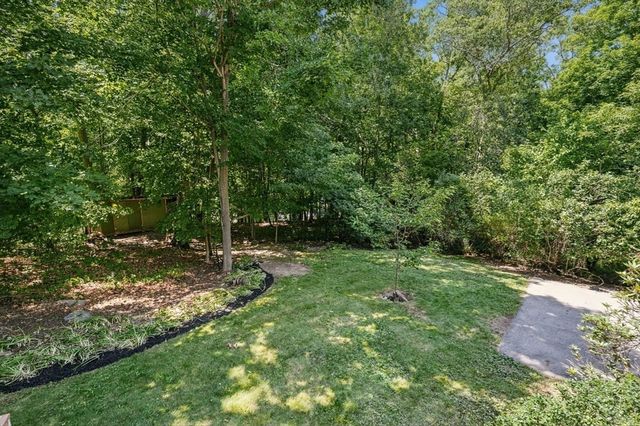 13 Town Farm Rd, Ipswich, MA 01938