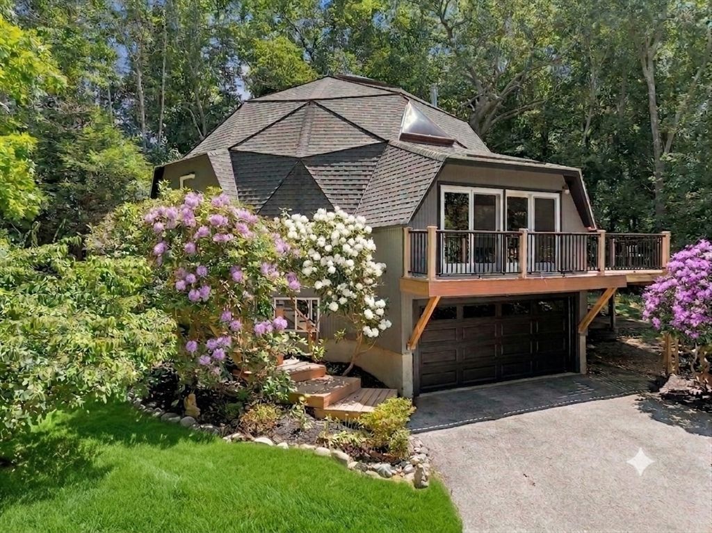 13 Town Farm Rd, Ipswich, MA 01938