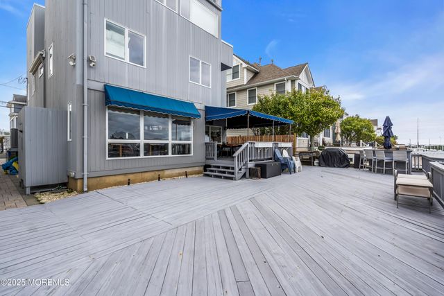 254 Harbor Court, Lavallette, NJ 08735