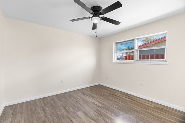 4504 Bonham Ave, Odessa, TX 79762