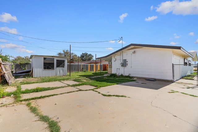 4504 Bonham Ave, Odessa, TX 79762