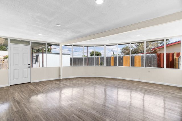 4504 Bonham Ave, Odessa, TX 79762