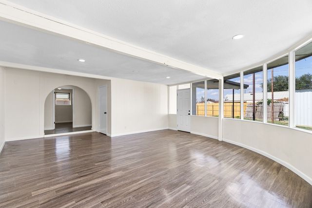 4504 Bonham Ave, Odessa, TX 79762