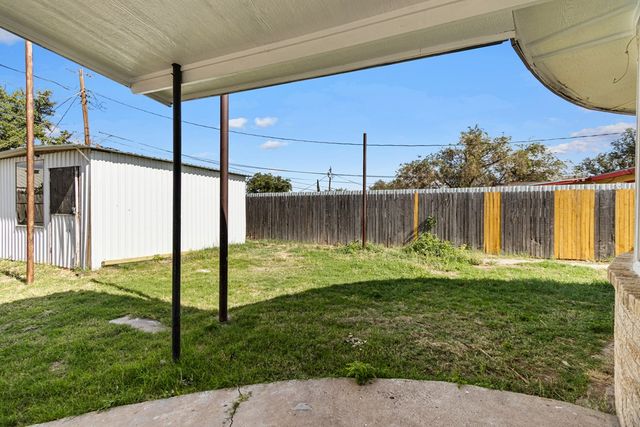 4504 Bonham Ave, Odessa, TX 79762