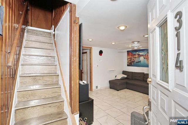 314 42nd Street, Union City, NJ 07087