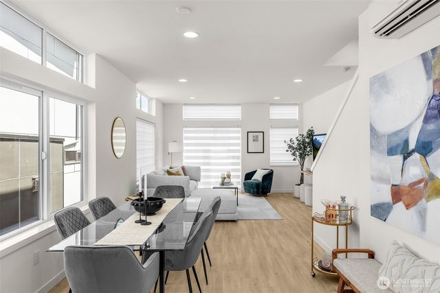 8337 A 12th Avenue NW, Seattle, WA 98117