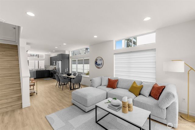 8337 A 12th Avenue NW, Seattle, WA 98117