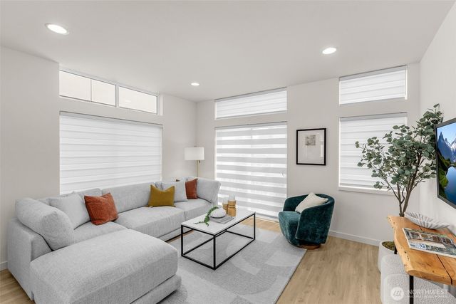 8337 A 12th Avenue NW, Seattle, WA 98117