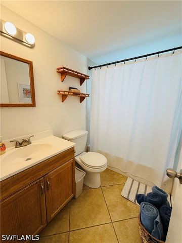 3250 10th ST N C8, Naples, FL 34103