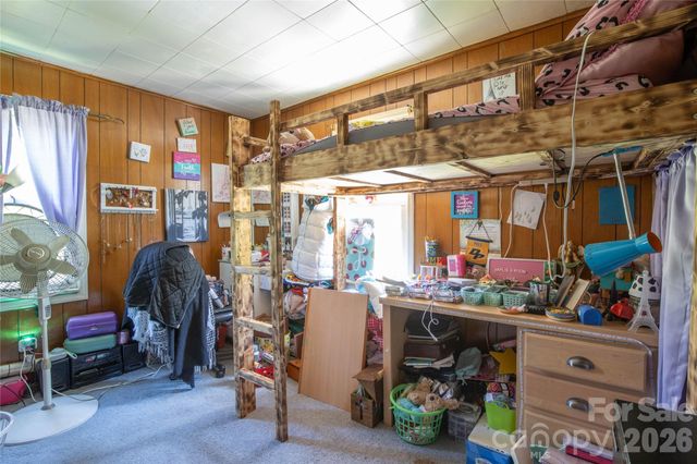 1424 Bear Creek Road, Bakersville, NC 28705