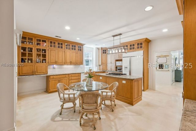 66 Timber Ln, Hilton Head Island, SC 29926