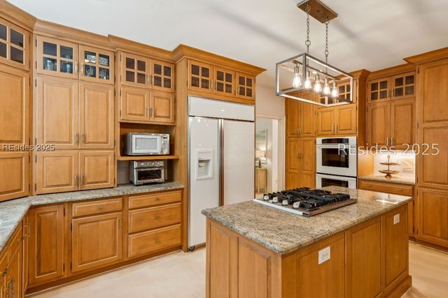 66 Timber Ln, Hilton Head Island, SC 29926