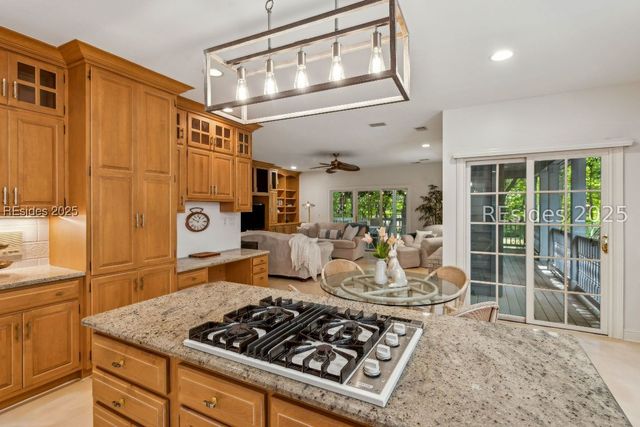 66 Timber Ln, Hilton Head Island, SC 29926