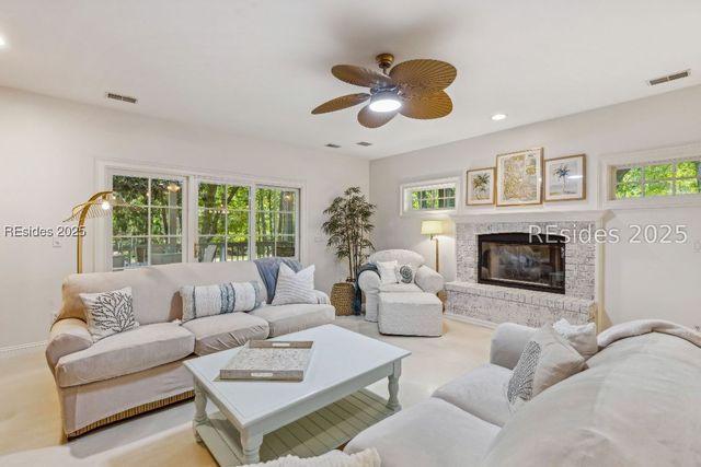 66 Timber Ln, Hilton Head Island, SC 29926