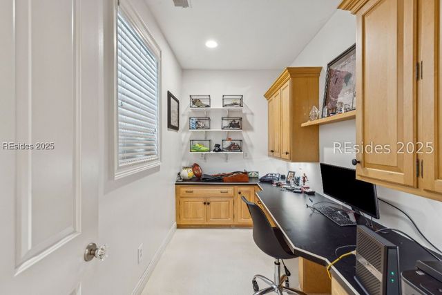 66 Timber Ln, Hilton Head Island, SC 29926