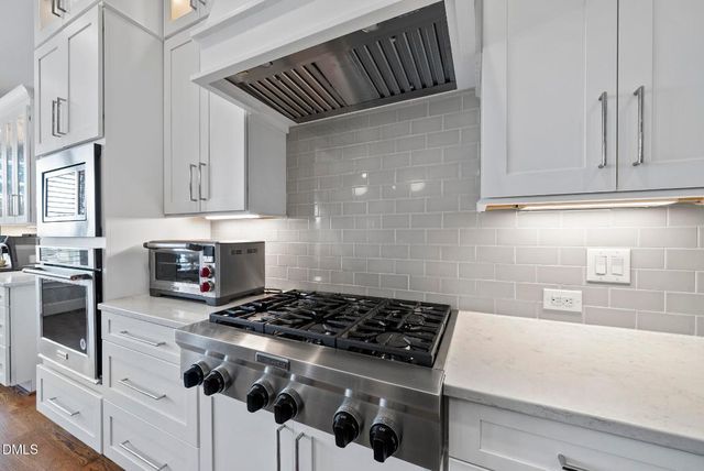 1713 Montvale Grant Way, Cary, NC 27519