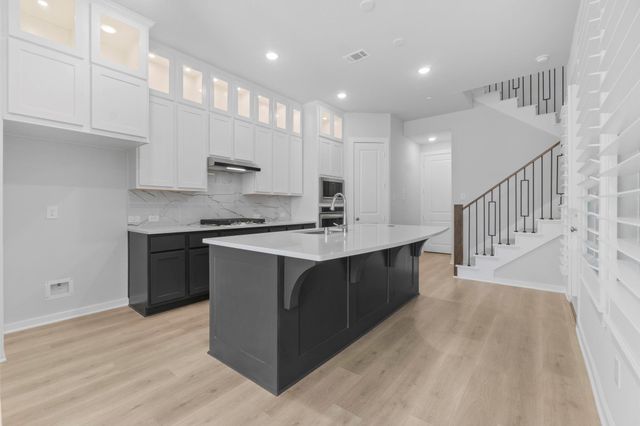 531 Cypress Valley Avenue, Montgomery, TX 77316