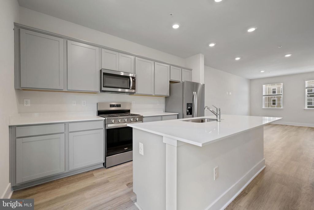 Image 11 of property listing at 365 HACKLEY DR, Joppa, MD 21085
