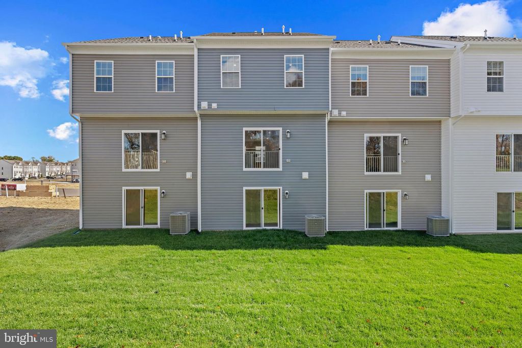 Image 33 of property listing at 365 HACKLEY DR, Joppa, MD 21085