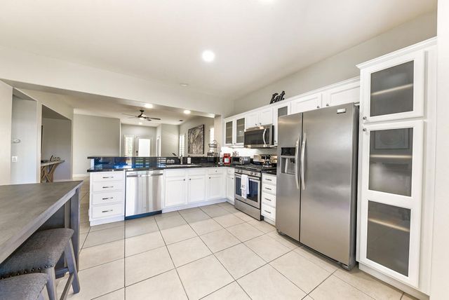 39676 Somerset Avenue, Palm Desert, CA 92211
