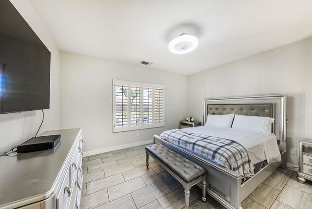 39676 Somerset Avenue, Palm Desert, CA 92211