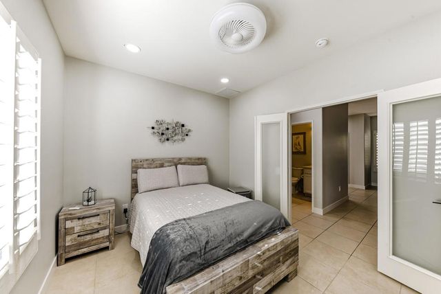 39676 Somerset Avenue, Palm Desert, CA 92211