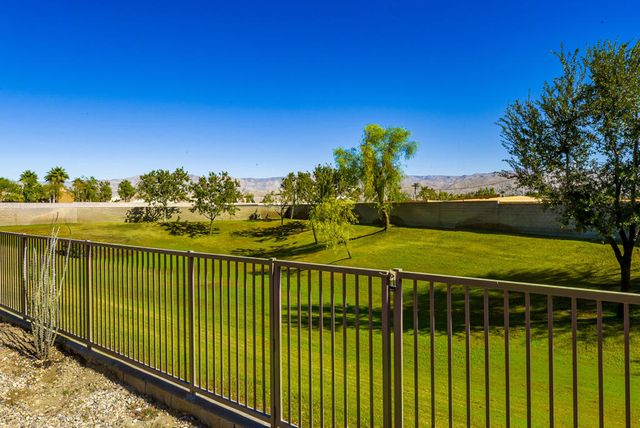 39676 Somerset Avenue, Palm Desert, CA 92211