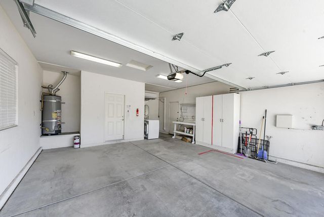 39676 Somerset Avenue, Palm Desert, CA 92211
