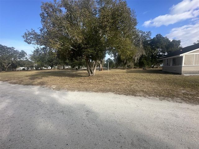 738 N DEAN ROAD, Orlando, FL 32825