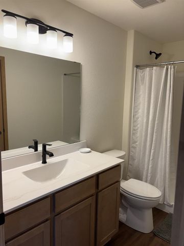 3 Savannah Parkway, Deerfield, WI 53531