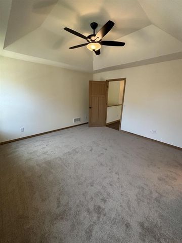3 Savannah Parkway, Deerfield, WI 53531