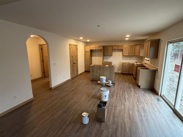 3 Savannah Parkway, Deerfield, WI 53531