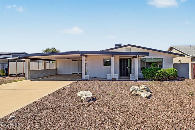 930 S ROSLYN Place, Mesa, AZ 85208