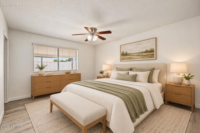 930 S ROSLYN Place, Mesa, AZ 85208