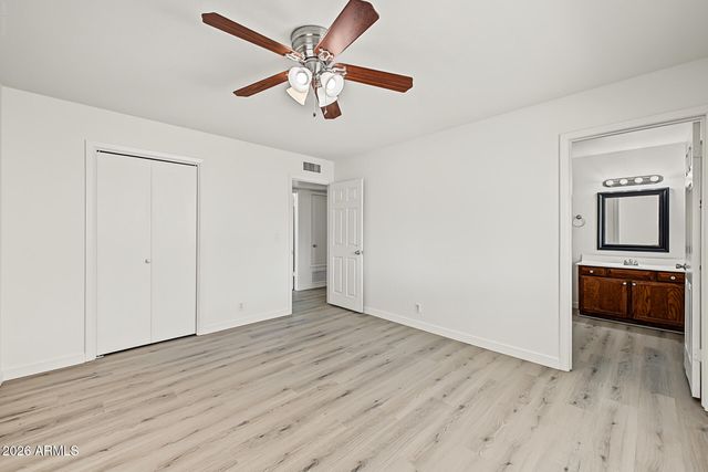 930 S ROSLYN Place, Mesa, AZ 85208