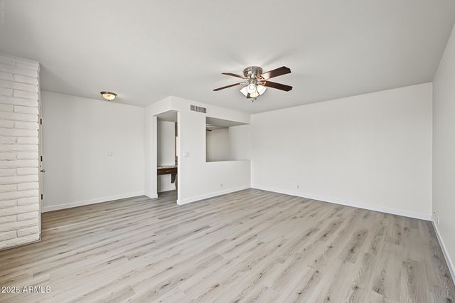 930 S ROSLYN Place, Mesa, AZ 85208