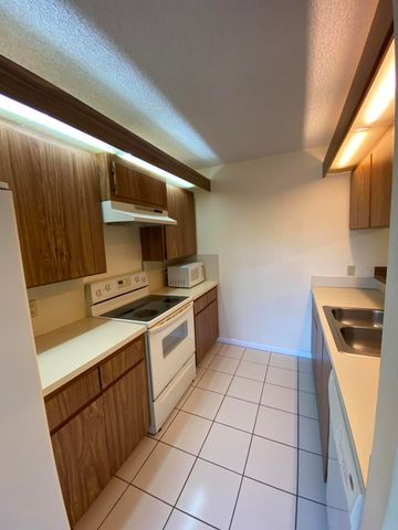 1603 16th Way, West Palm Beach, FL 33407