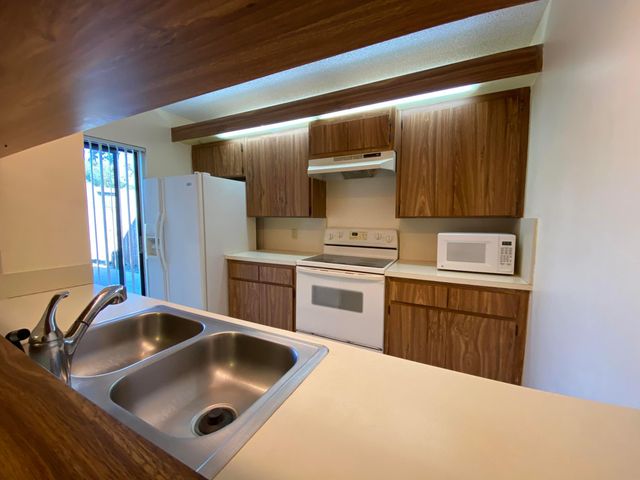 1603 16th Way, West Palm Beach, FL 33407