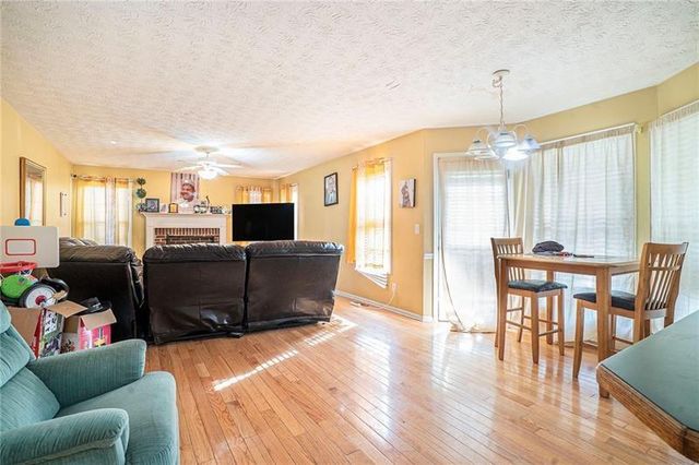 1535 Summit Pond Circle, Loganville, GA 30052