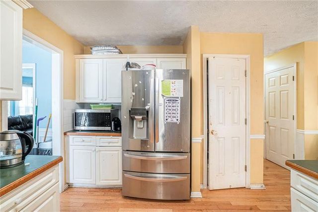 1535 Summit Pond Circle, Loganville, GA 30052