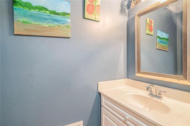 1535 Summit Pond Circle, Loganville, GA 30052