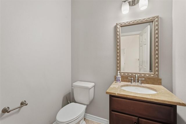 4522 Millstone Canyon Ln, Sugar Land, TX 77479