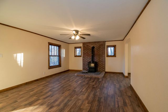 21033 State Highway 86, Cassville, MO 65625